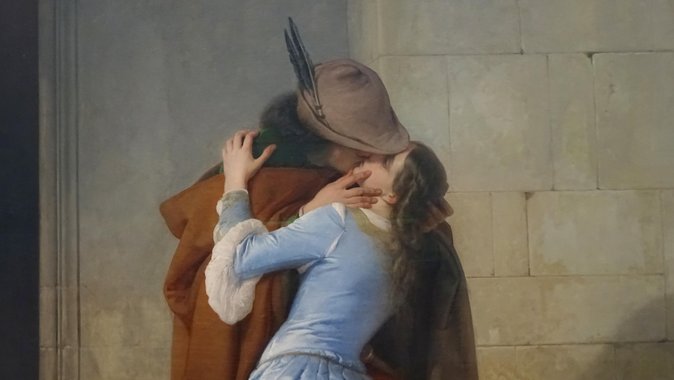 Brera district & Pinacoteca 2-hours guided experience with entrance tickets included - Small Group Comfort: Headphones, Pace, and Attention