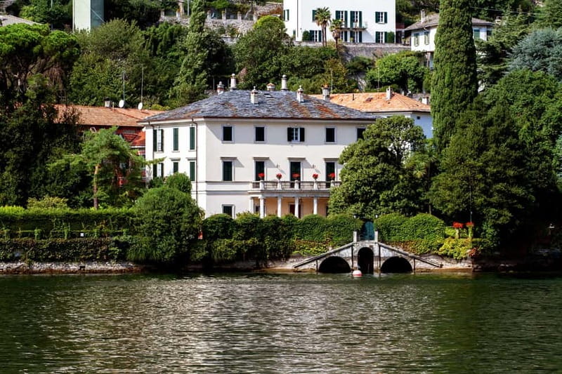 From Milan: Lake Como, Bellagio & Varenna with Private Boat - Varenna by ferry: romantic streets, lake views, and a seasonal caveat