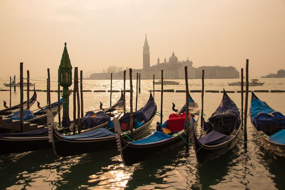 From Milan: Venice and Verona Full-Day Tour by Train - Venice around San Marco: the classic loop that still feels efficient