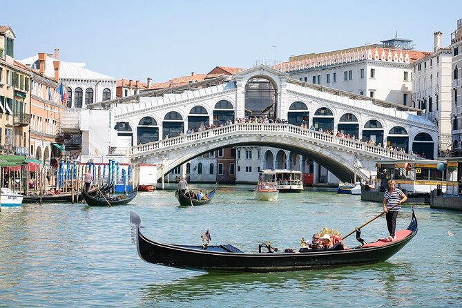 From Milan: Venice Full-Day Guided Tour With Boat Ride - Arrival by water: the Canal Grande transfer that changes everything