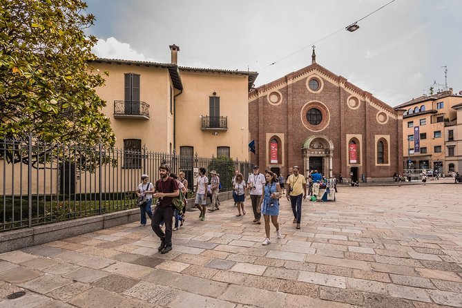 Full-day Skip-The-Line Milan, The Last Supper and Duomo Cathedral - Meeting at Piazzale Luigi Cadorna and the day’s rhythm