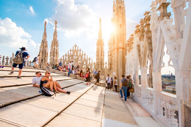 Inside Milan’s Duomo: Cathedral Tour with Optional Rooftop - Guided Cathedral Time: What Your Guide Helps You See