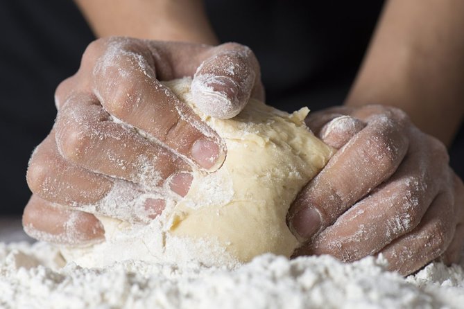 Mamma Mia! Make Your Own Italian Pizza in Milan - What you actually make: pizza any type, taught like a craft