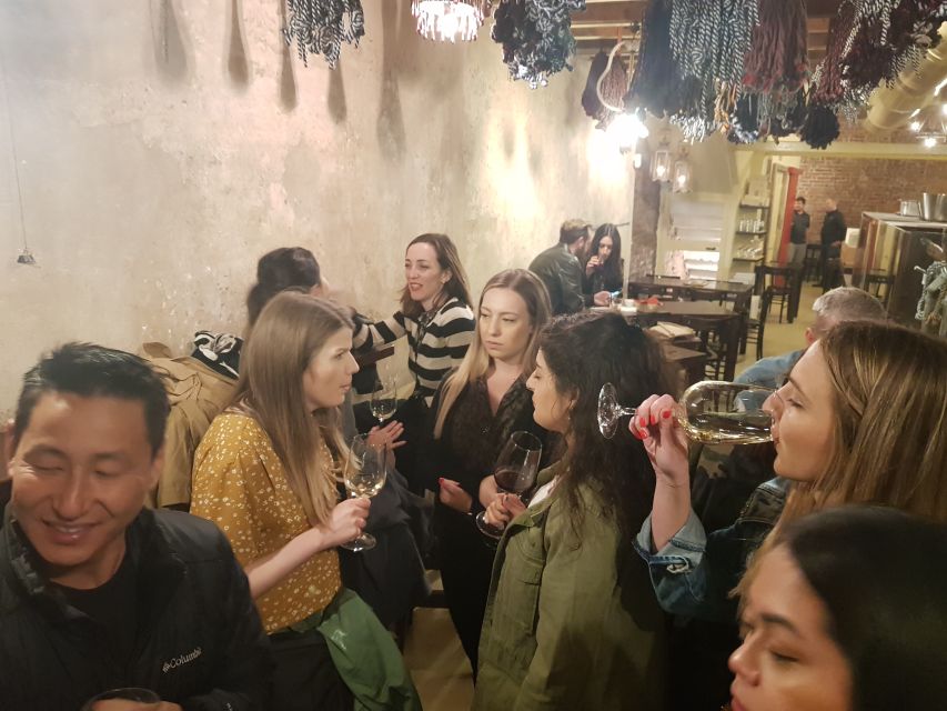 Milan: Bar-Hopping Tour with Welcome Drink - Tips to Make Your Night Go Smoothly
