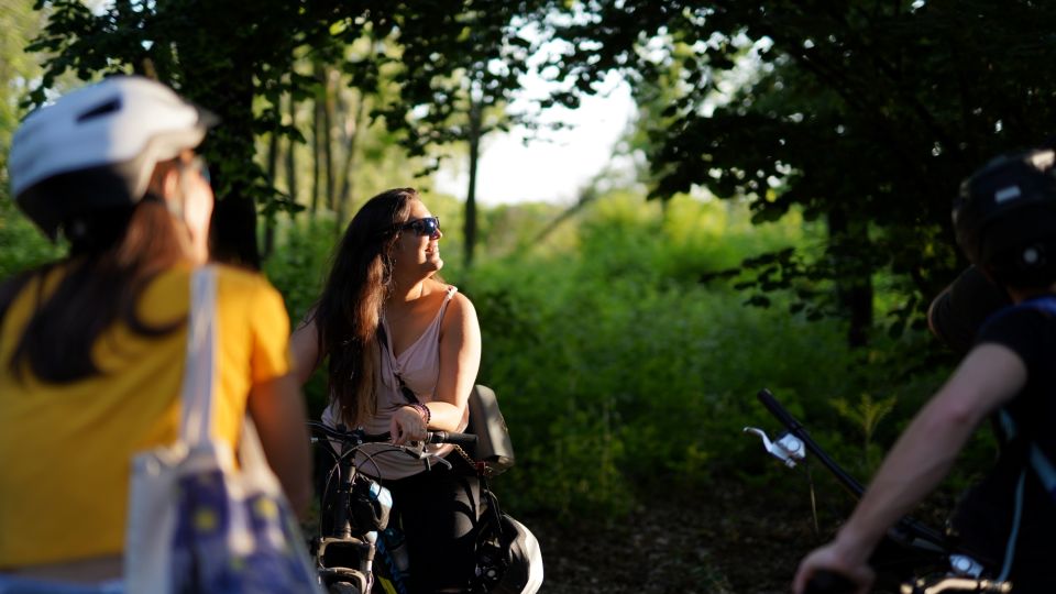 Milan: Bike Tour with Picnic on the turtle lake - Practical Stuff: Weather, Clothes, and Staying Comfortable