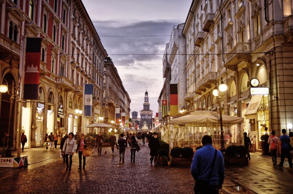 Milan by Night 2-Hour Walking Tour - Vittorio Emanuele Gallery at night: built for photos and stories