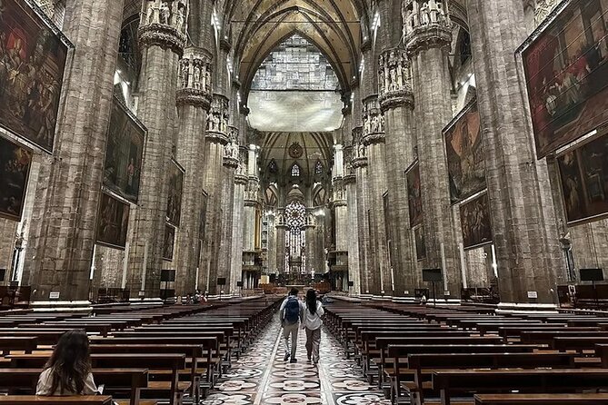 Milan: Cathedral and Terraces Guided Tour with Tickets - Piazza della Scala to Teatro alla Scala: Culture in Two Quick Stops