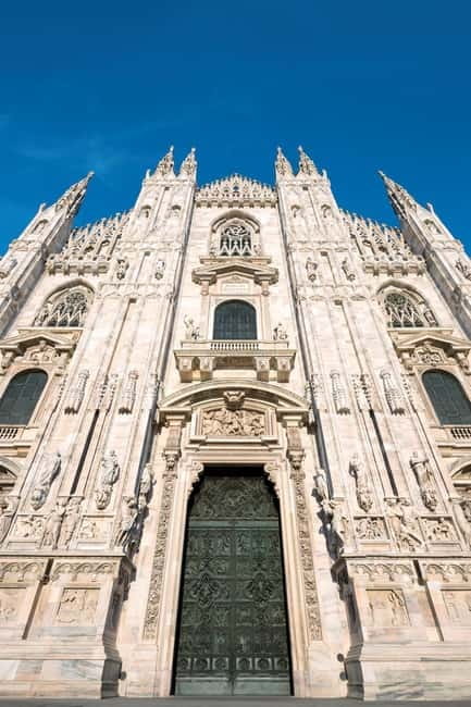 Milan: Duomo Tour with Priority Entry & Rooftop Access - Entering Milan Cathedral: What You Actually See Inside