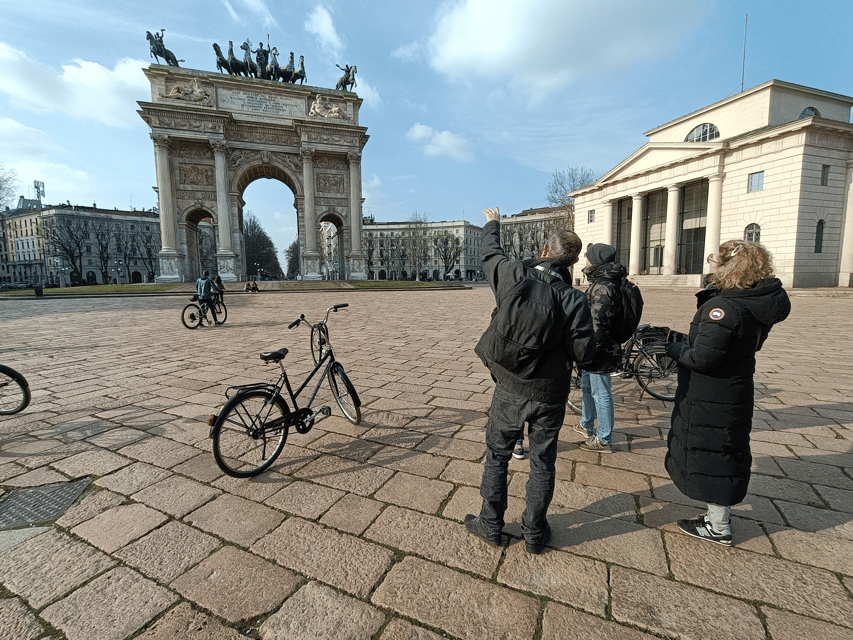 Milan: ELECTRIC-Bicycle Tour Live Tour Guide 3 hours & half - Electric-assisted biking: why it works in Milan