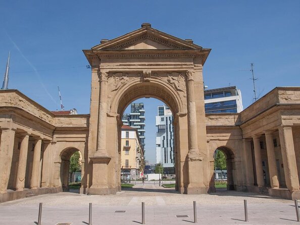 Milan Gourmet Tour: A Premium Tasting Experience by Do Eat Better - Piazza Cordusio to Brera: the route that makes Milan feel walkable