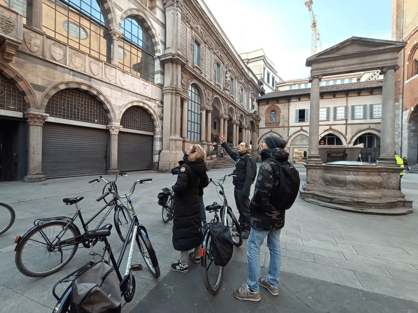 Milan: Guided Bike Tour - San Lorenzo, Roman columns, Basilica di Sant’Ambrogio, and Via Brisa ruins