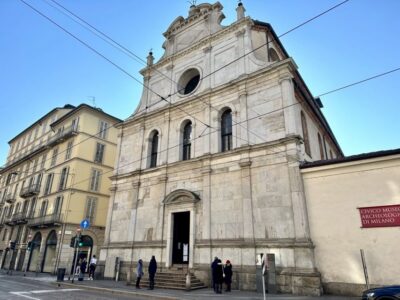 Milan: Guided Street Food Walking Tour with Food Tasting - Start at San Maurizio and Get Your Bearings Fast