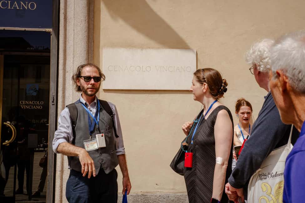 Milan: Guided Tour of Leonardo da Vinci's 'The Last Supper' - Walking into the refectory: your 15-minute window