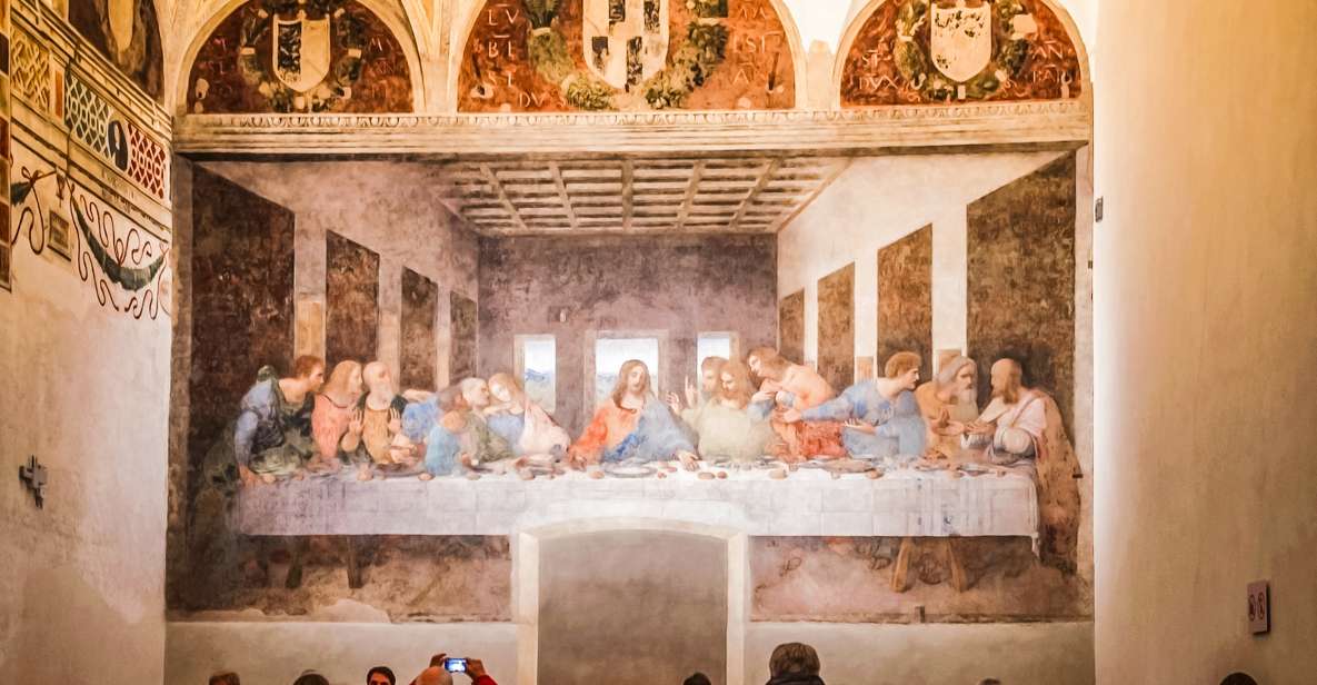 Milan: Guided Walking Tour & Last Supper Visit with Ticket - Piazza dei Mercanti and Via Dante: medieval Milan, not just famous façades