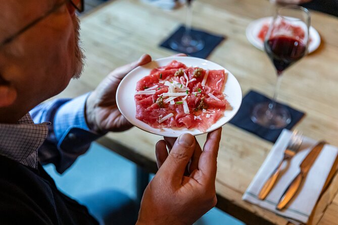 Milan: Navigli Food & Drinks Tour with Eating Europe - Navigli After Dark: The Smart Reason This Tour Works