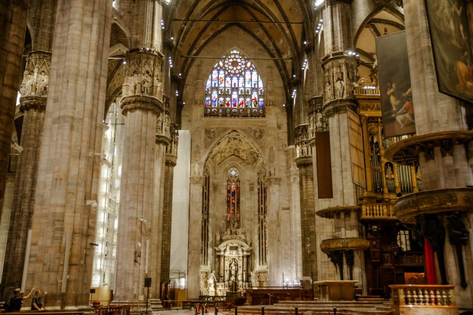 Milan: Priority Access Duomo and Rooftop Tour - Timing: Two Hours, Plus Crowd Reality