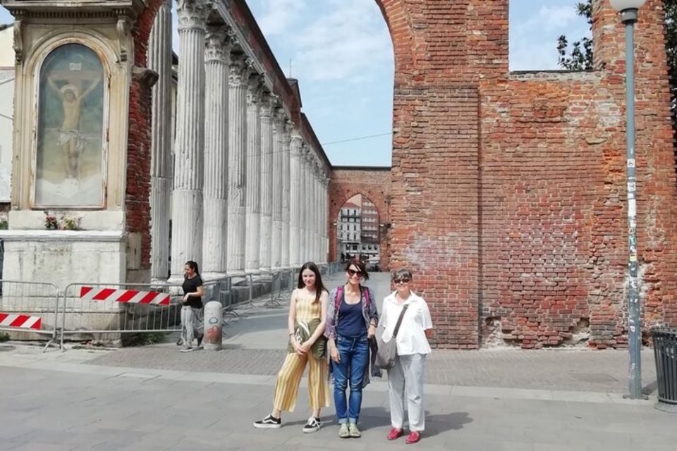 Milan: Private Custom Walking Tour With A Local Guide - How the walk is structured on the ground