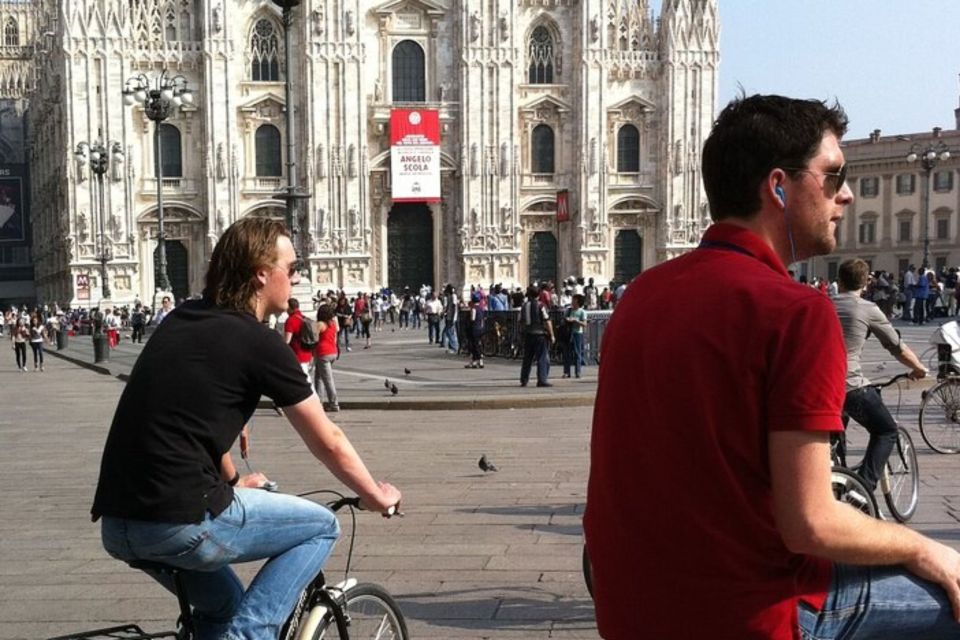 Milan: Private Custom Walking Tour With A Local Guide - Food advice and photo moments: how you’ll experience Milan day to day