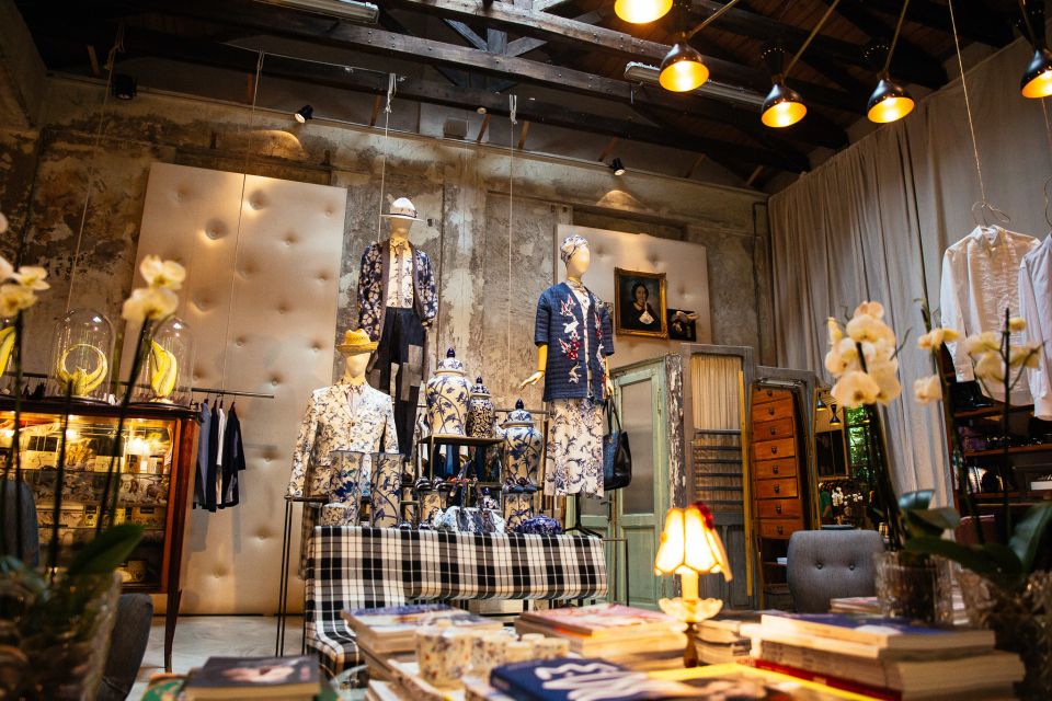 Milan: Private Fashion Tour - From Tearose Boutique into Navigli: the flow of a 3-hour private fashion walk