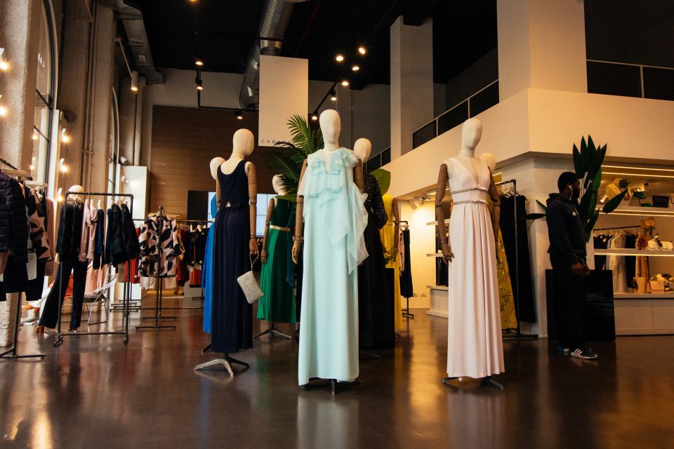 Milan: Private Fashion Tour - Coffee break at a rustic-chic café: recharge before brand browsing
