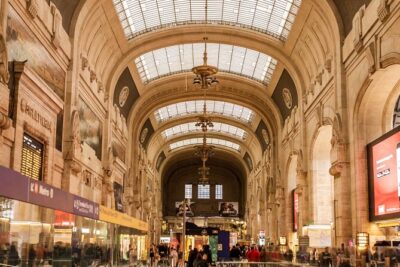 Milan Private Tour: Highlights & Hidden Gems with a Local - Piazza Mercanti to guide you in the right direction