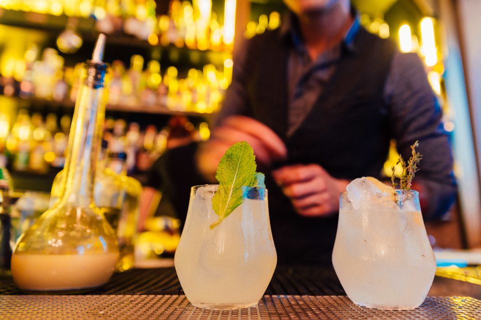Milan: Private Tour with Drinks & Bites in Centro Storico - Key highlights to know before you go