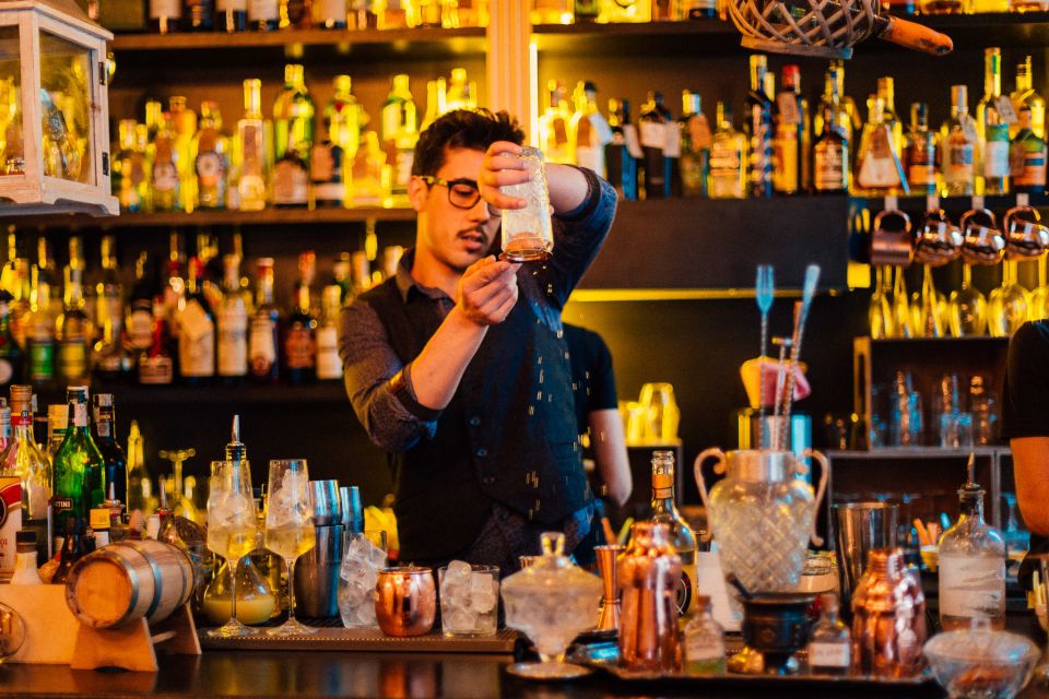 Milan: Private Tour with Drinks & Bites in Centro Storico - Walking pace, weather reality, and what to wear