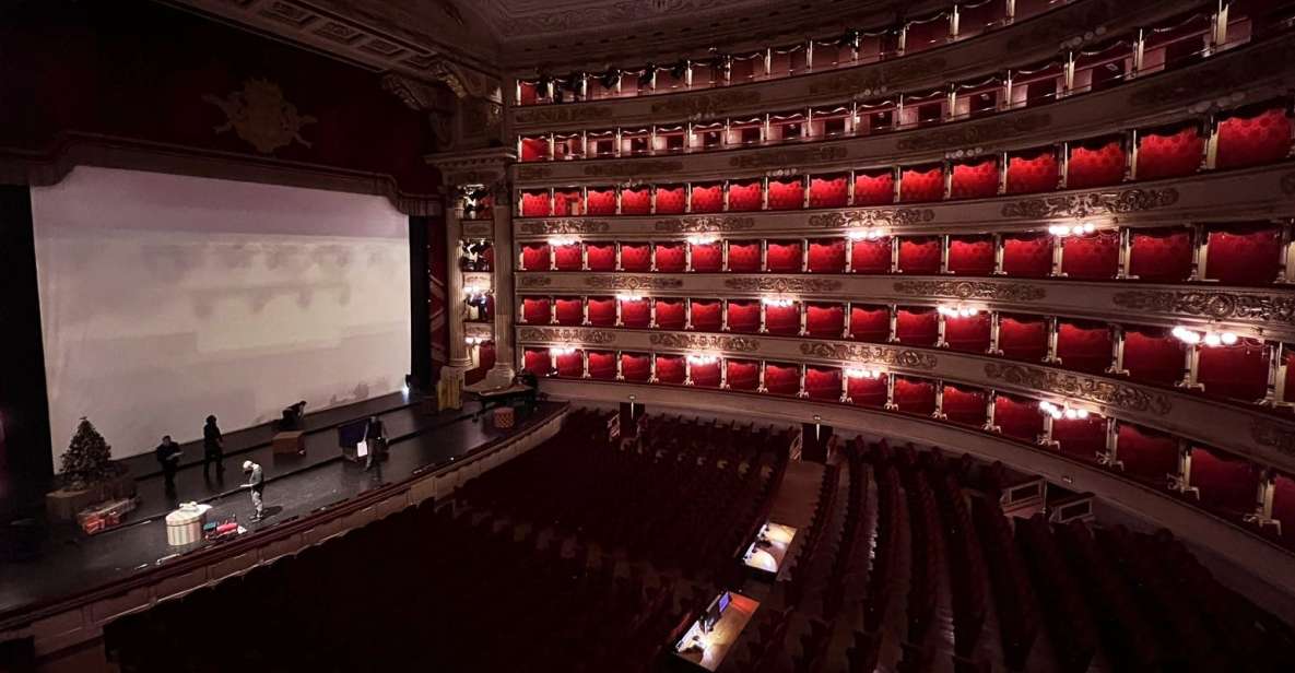 Milan: Scala Theater and Duomo Cathedral Guided Tour - Walking over to the Duomo: why priority entry changes your whole experience