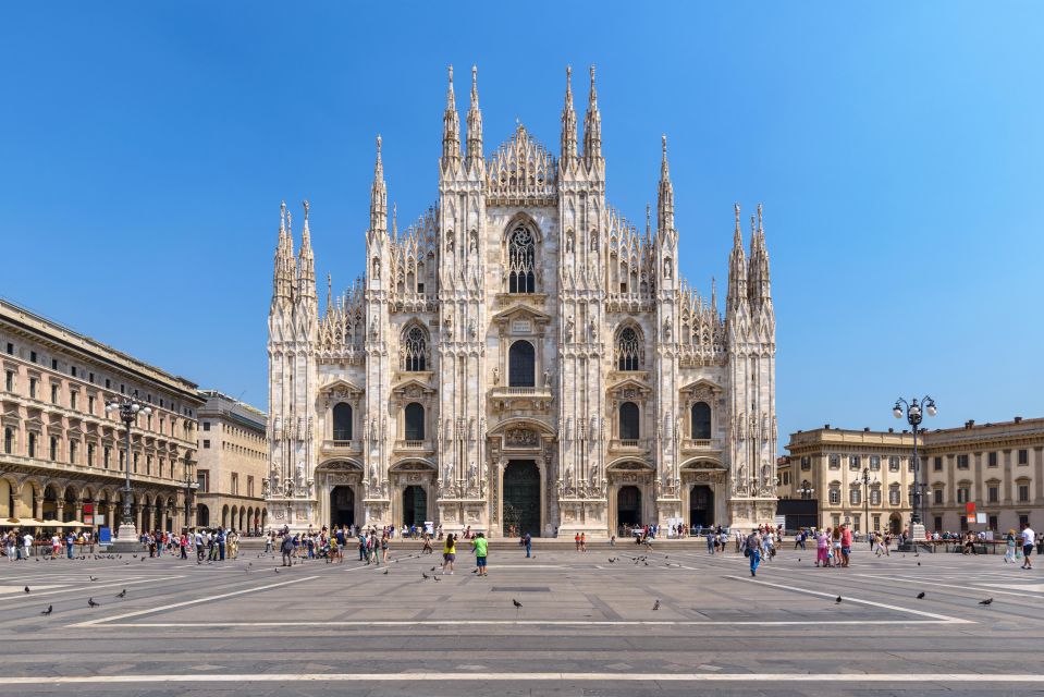 Milan: Skip-the-Line Duomo Guided Tour & Hop-on Hop-off Bus - Pairing the Duomo Tour with a 2-Day Hop-on Hop-off Bus