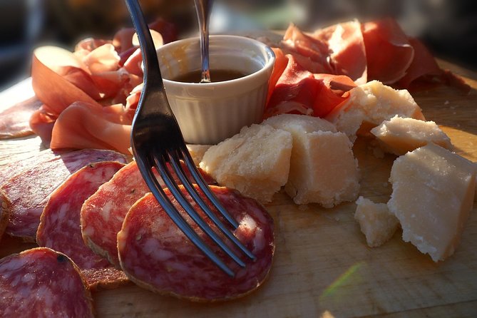 Milan: Sunset Navigli Food & Drinks Tour by Do Eat Better - Key highlights worth planning for