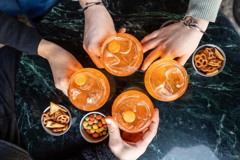 Milan: Sunset Navigli Food & Drinks Tour with a Local - Stop by Stop: How the Food and Drinks Unfold
