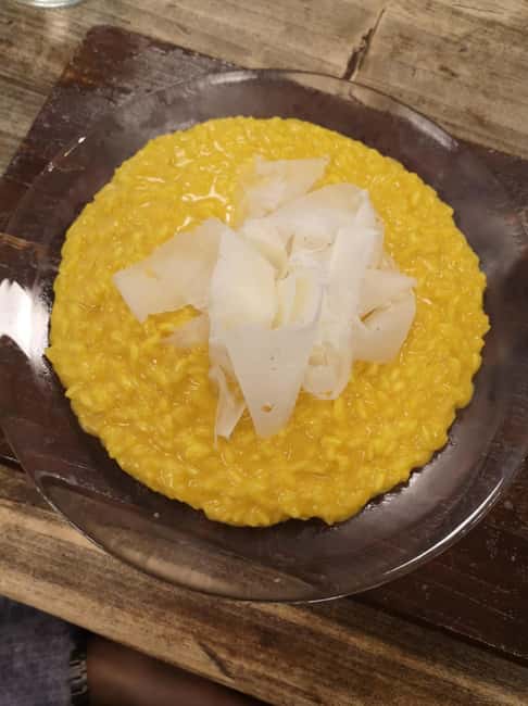 Milan’s Full-Meal Gourmet Food Tour - More Than Tastings - Piazza Mercanti dessert: start sweet, start in the right mood