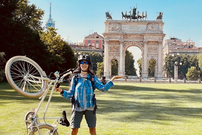 Miles and smiles /// Milan's ride - Darsena and the Navigli area: canals, energy, and a different Milan mood