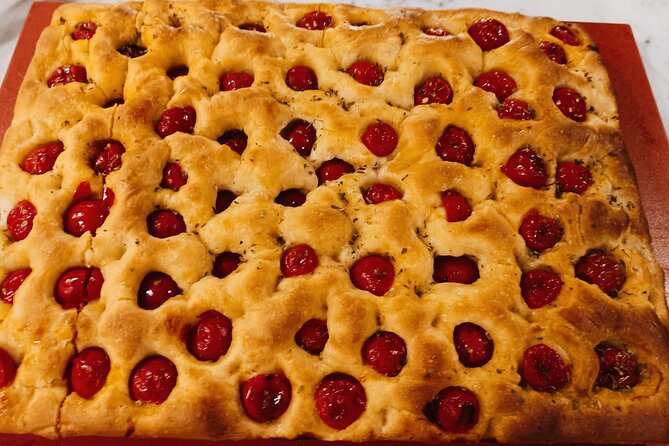 Pizza Cooking Class with Tiramisù and Wine Tasting in Milan - Price and value: why $78.64 can make sense