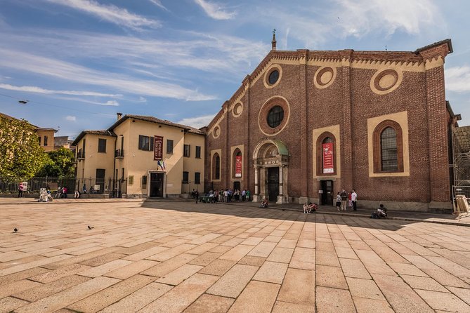 Skip the Line: Last Supper Tour in Milan - Pre-game Renaissance context: Leonardo, Ludovico il Moro, and what to notice