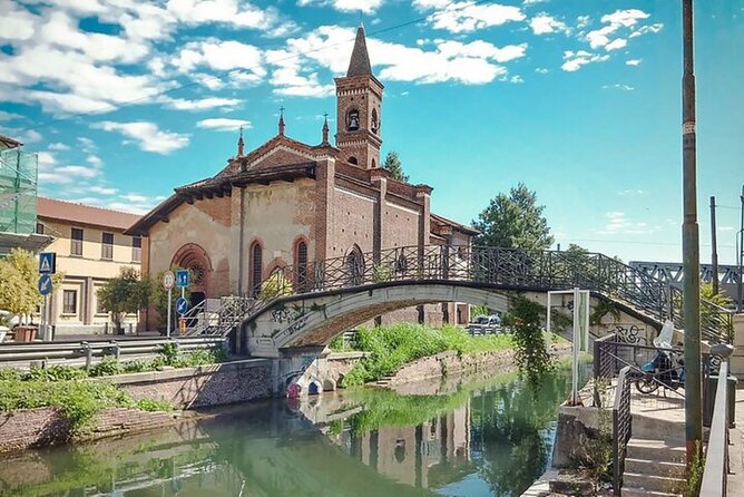 Sunset Navigli Boat Tour in Milan with Optional Aperitivo - Practical tips for a smoother Milan Navigli sunset cruise