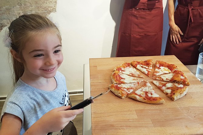 The Art of Making Pizza-Cooking Class in Unique Location with Italian Pizzachef - Pizza, drinks, and the included meal
