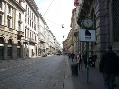Treasures of Milan: Fashion and Design Private Tour - Stop 1: Via Monte Napoleone and the flagship-heavy mindset