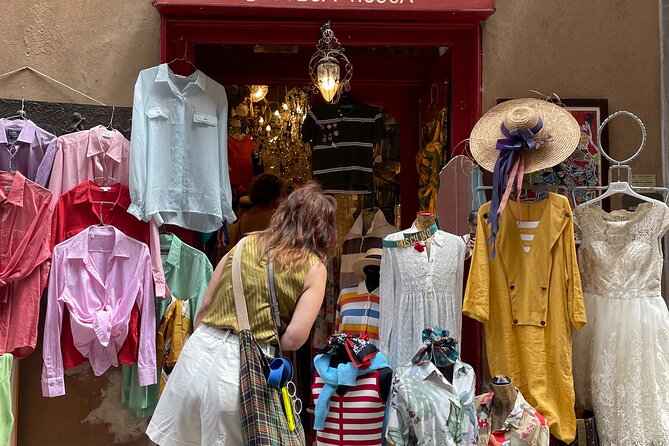 Vintage Shopping Tour in Milan - Key things you’ll notice right away